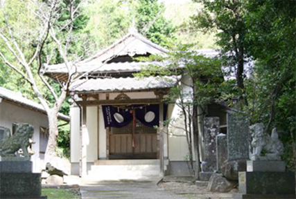 興神社